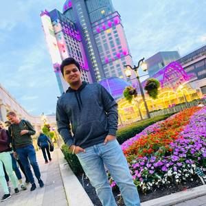 Meet your Posher, Aseem